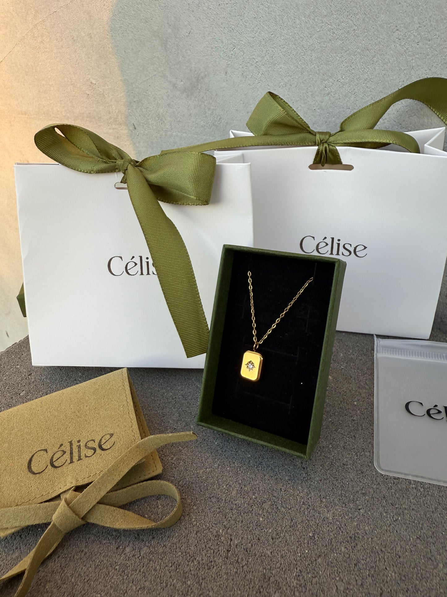Colier Célise Celestia
