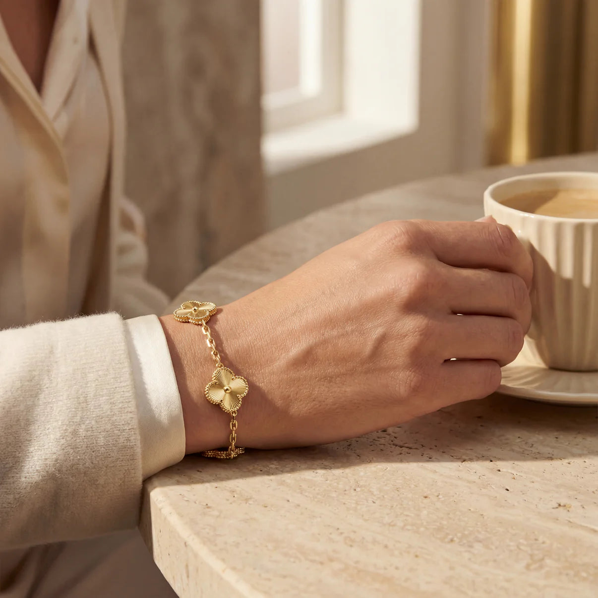 Bratara Van Luxury - Célise Jewels Gold