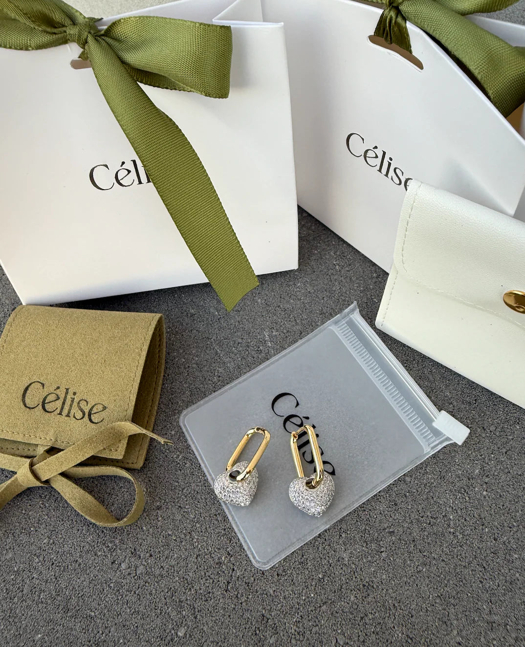 Crystal Love Earrings - Cercei Célise
